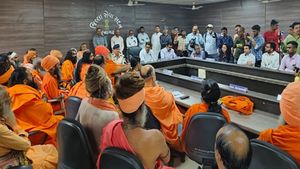 ગિરનારની પરિક્રમામાં સ્વચ્છતા રહે તે માટે દેખરેખ રખાશે: જૂનાગઢ કલેક્ટર