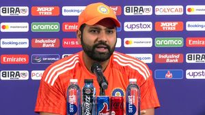 World Cup Final : પ્રેસ કોન્ફરન્સ પહેલાનો રોહિત શર્માનો વીડિયો વાયરલ, જાણો શું છે વીડિયોમાં?