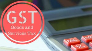 Surat: સુરતમાં GST ચોરીનો રાફડો ફાટ્યો!