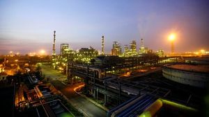 VGGS 2024: પેટ્રો કેપિટલ ગુજરાતમાં કેમિકલ અને પેટ્રોકેમિકલ પર પ્રિ-સમિટ સેમિનાર યોજાશે