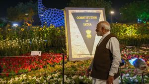 PM નરેન્દ્ર મોદીએ લીધી ફ્લાવર શોની મુલાકાત