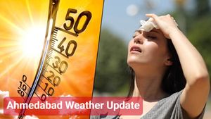 Ahmedabad Weather Update: અમદાવાદમાં અઠવાડિયા સુધી રહેશે હીટવેવ, રેડ એલર્ટ જાહેર