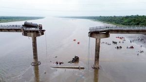 gambhira bridge collapse : ગંભીરા બ્રિજ દુર્ઘટના બાદ નવો બ્રિજ બનશે, 212 કરોડ મંજુર કરાયા