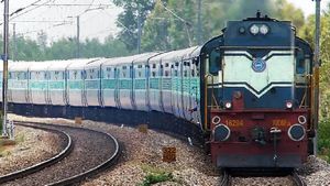 Railway: રાજકોટ ડિવિઝનમાં ડબલ ટ્રેકના કામને કારણે ભાવનગર ડિવિઝનની કેટલીક ટ્રેનોને થશે અસર, જાણો સંપૂર્ણ વિગત