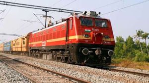 Railway News: અમદાવાદ-તિરૂચિરાપલ્લી એક્સપ્રેસ ટ્રેનના રૂટમાં ફેરફાર, જાણો
