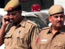 सरकारी पैसे से वीआईपी सुरक्षा क्यों?