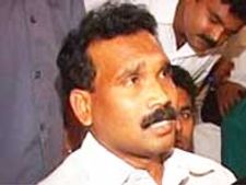 राजनीतिक भ्रष्टाचार में पत्रकार भी शामिल   