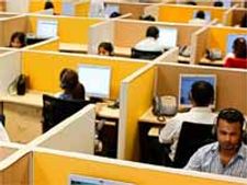 मंदी के नाम पर और कितना शोषण!