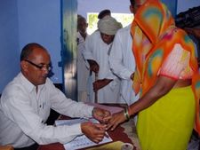 आत्‍महत्‍या के समान है वोट नहीं देना