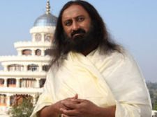 दूसरी लड़की को अपनाकर पहला प्‍यार भुलाओ: श्री श्री 