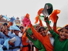 तस्‍वीरों में देखें जश्‍न ए आजादी