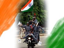तस्‍वीरों में देखें जश्‍न ए आजादी