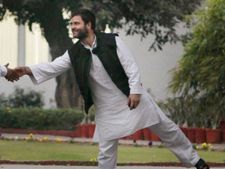 एयरपोर्ट पर बड़े हादसे का शिकार होने से बचे राहुल, रनवे पर दूसरे विमान से हो जाती टक्कर 