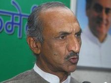 हार के बाद गिरा कांग्रेस का पहला विकेट, जेपी अग्रवाल ने सौंपा इस्तीफा
