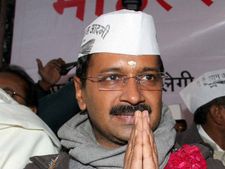 केजरीवाल ने दिलाई रिश्वत ना लेने ना देने की कसम, 2 दिन में जारी होगा हेल्पलाइन