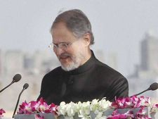 जनलोकपाल विधेयक 'आप' सरकार की प्राथमिकता : नजीब जंग