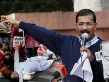 कांग्रेस-केजरीवाल इफेक्ट- दिल्ली में ठंडी में भी गर्मी का अहसास