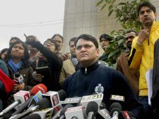 सरकार गिराना चाहते हैं केजरीवाल: विनोद कुमार बिन्‍नी 