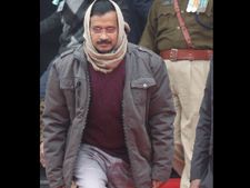 कांग्रेस विधायक ने काटा कांफ्रेंस में हंगामा, केजरीवाल को बताया रेडियो झूठिस्तान का निदेशक 