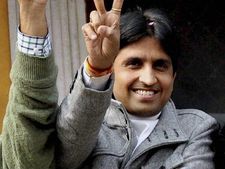 कुमार के पिता को बेटे पर नहीं 'विश्वास', कहा अमेठी में जीता तो चमत्कार