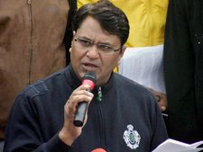 केजरीवाल के खिलाफ सियासी मैदान में उतरेंगे बिन्नी