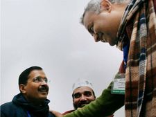 विदेशी महिलाओं के साथ बदसलूकी मामले में फंसे आप नेता सोमनाथ भारती