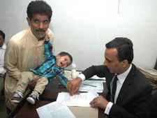 पाकिस्‍तान में नौ माह के बच्‍चे पर लगे हत्‍या के आरोप खारिज