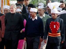 केजरीवाल ने फिर मारी पलटी, कांग्रेस के साथ मिलकर बनाना चाहते हैं दिल्ली में सरकार?