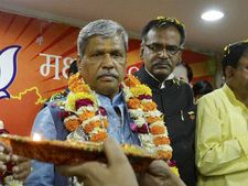 दिल्ली में बनेगी भाजपा की सरकार, बस मोदी के हां का इंतजार