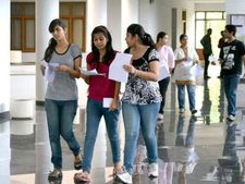 UGC ने खारिज किया DU का प्रस्ताव, नहीं होंगे एडमिशन