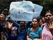 DU के B.Tech स्टूडेंट्स को राहत, दाखिला ले चुके छात्रों के लिए 4 साल का रहेगा कोर्स