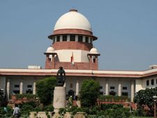 दिल्ली में नहीं बन रही सरकार तो SC ने केन्द्र को लगाई फटकार 