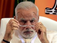 अंबानी के खिलाफ 'आप' का साथ देगी मोदी सरकार?