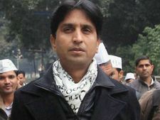 मोदी के लिए आप से बगावत पर आमादा हुए विश्वास