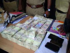 डेढ़ ट्रिलियन डॉलर की चपत लगा गये भारत के 'हवलदार' 