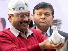 ‘आप’ का मेनिस्टो यानी चांद से तारे तोड़ने का वादा
