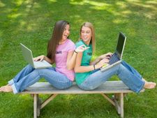 Work From Home: घर बैठे इंटरनेट से कैसे कमायें पैसा 