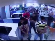 वीडियो- नौकरी के पहले दिन गंगनम स्टाइम में नाचा New Employee