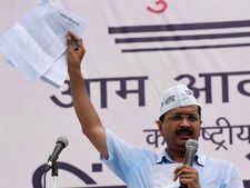 2 महीने में सीएम केजरीवाल ने फूंक डाली 91000 रु. की बिजली, RTI से खुलासा 