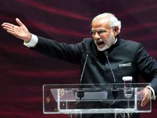 पीएम नवाज शरीफ के घर रायविंड पैलेस पहुंचे पीएम मोदी  