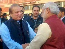 पीएम नवाज ने कहा था, 'प्‍लीज लाहौर आइए और मेरे साथ चाय पीजिए'