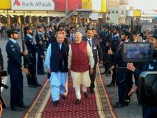 ईयू सदस्‍य ने बताया क्‍यों पाक के लिए नरम है पीएम मोदी का रुख 