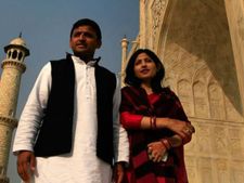 किसी फिल्मी कहानी से कम नहीं डिंपल-अखिलेश यादव की लवस्टोरी