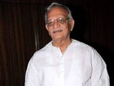 Video: जयपुर में गुलज़ार की कविताएं उन्हीं की जुबानी