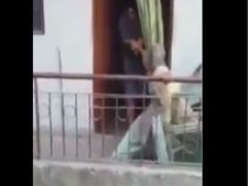  Viral Video: दिल्ली की जल्लाद बहू, 80 साल की बूढ़ी सास को सरेआम बेरहमी से पीटा