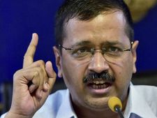 विधायकों के फंड 250 फीसदी बढ़ाना चाहती है केजरीवाल सरकार, भेजा प्रस्ताव