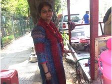 बहादुर बहू उर्वशी को मिला ससुर का साथ, बुखार ने गिरा दी अहम की दीवारें