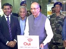 दिल्‍ली मेट्रो की एयरपोर्ट लाइन पर यात्रा करने वालों को मिलेगा मुफ्त वाई-फाई