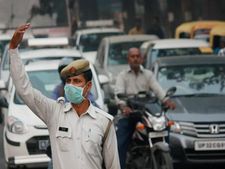 दिल्‍ली दुनिया का सबसे प्रदूषित शहर और यहां सरकारें कर रही हैं सिर्फ राजनीति