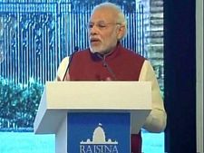 रायसीना संवाद में पीएम मोदी बोले- आतंक का रास्ता छोड़े पाकिस्तान, तभी हो सकती है बातचीत